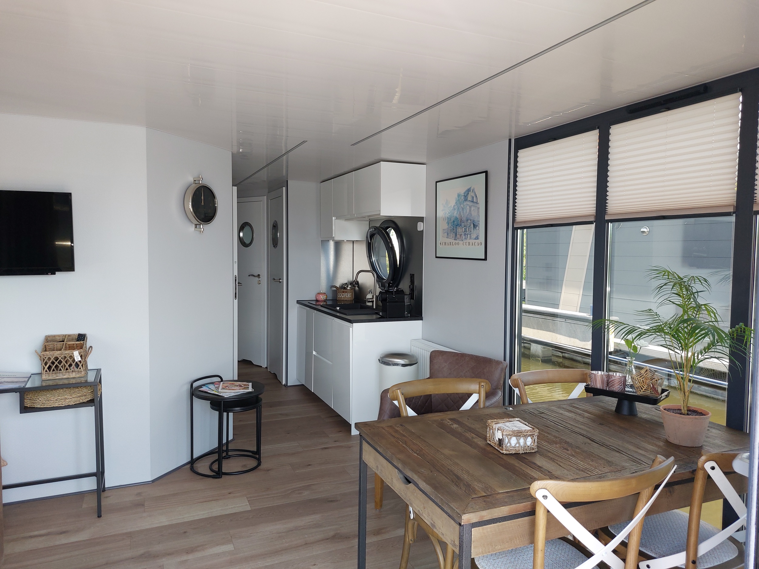 La Mare Houseboat Apartboat L Long