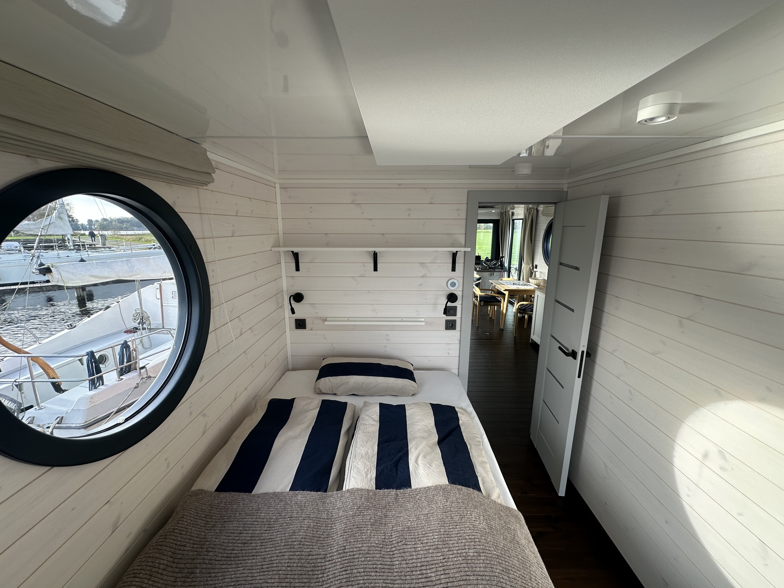 Nordic Season Houseboat NS 40 Eco 36m2
