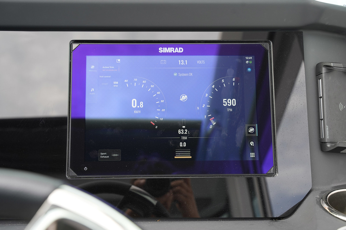 Axopar 29 XC Cross Cabin