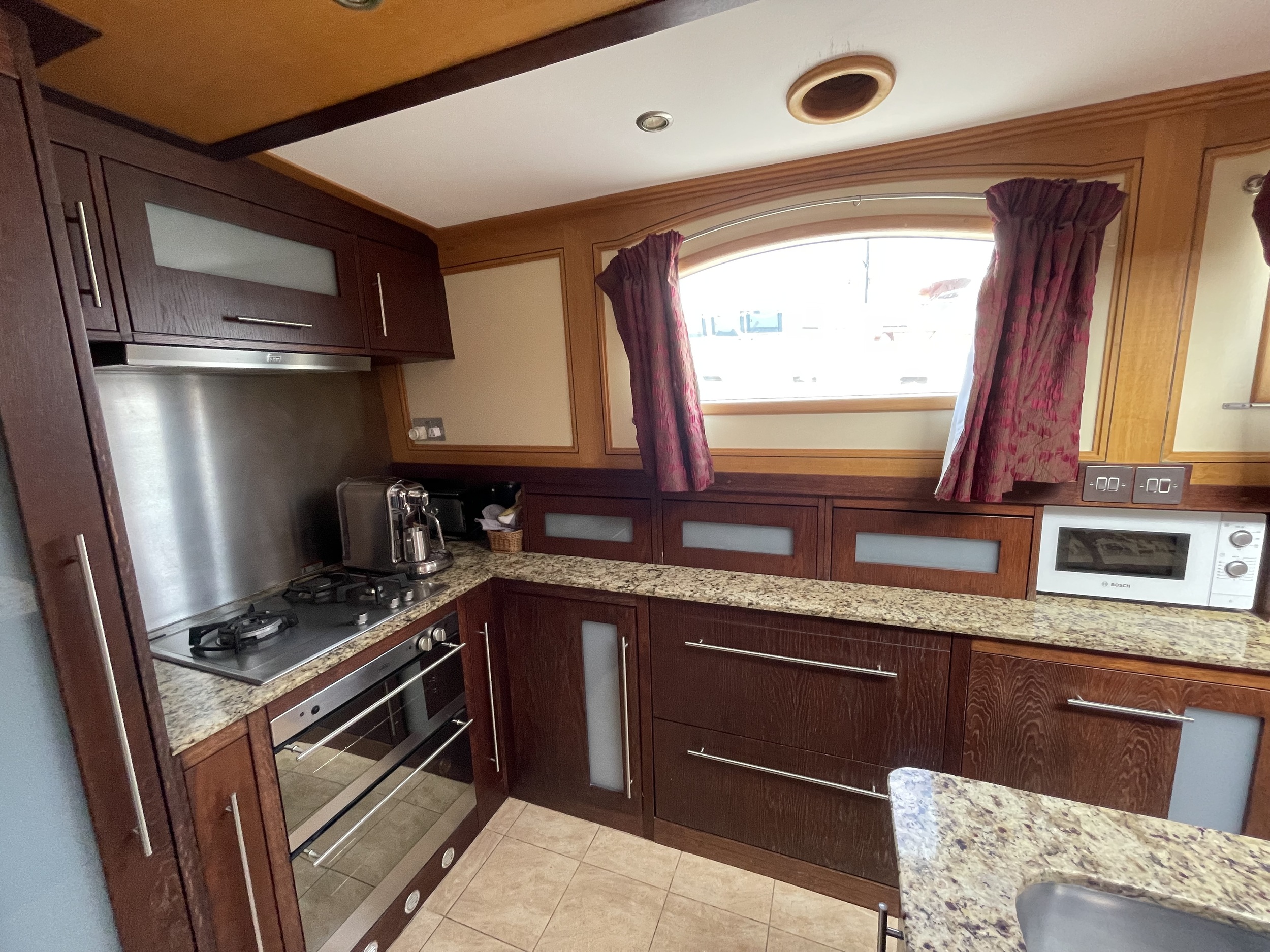 Aqualine Voyager 65 Ft