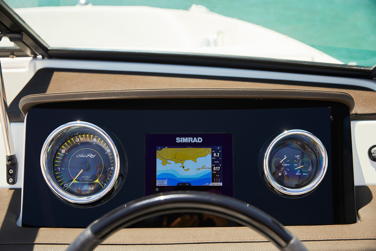 Sea Ray SPX 190 Outboard