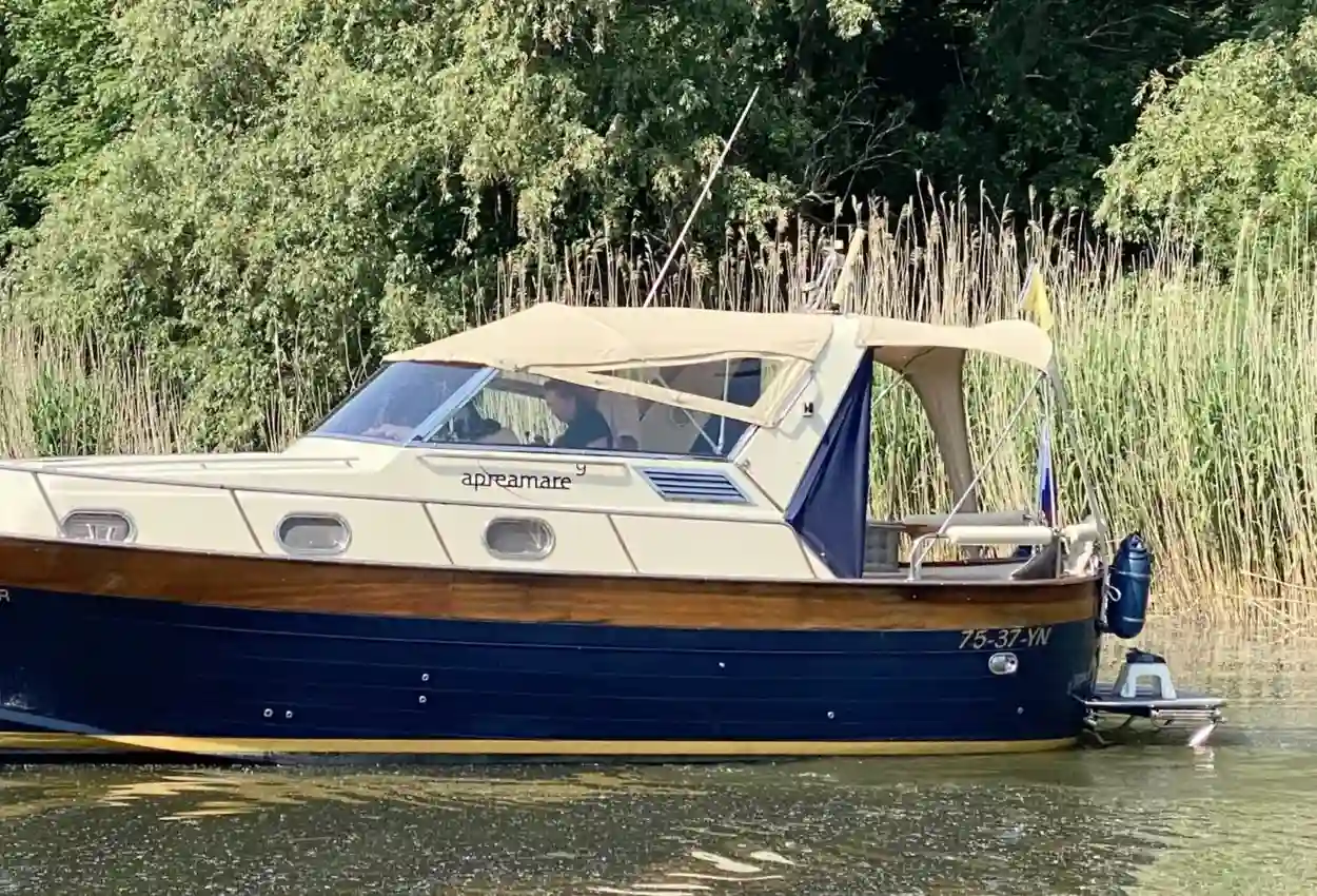 Apreamare Smeraldo 9 Cabin
