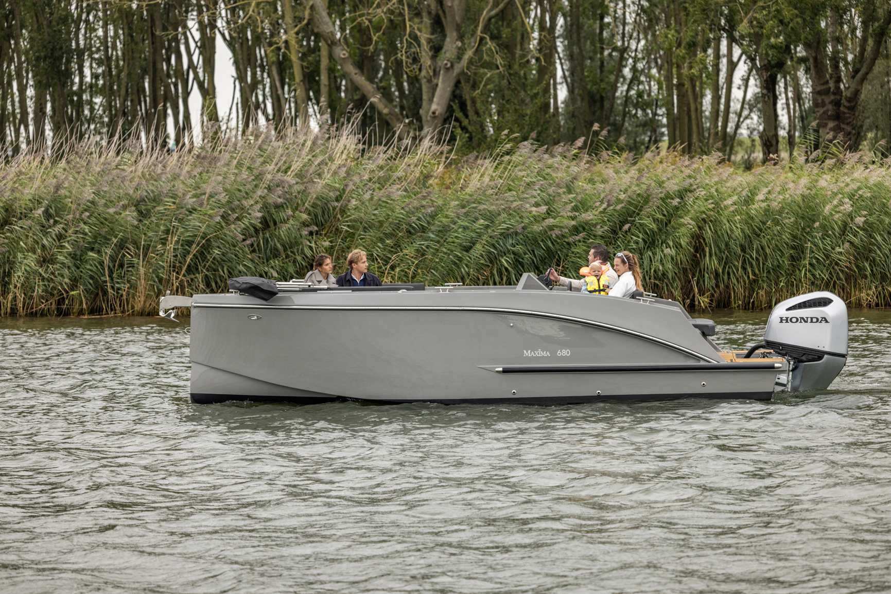 Maxima Boats 680 Sport Lounge met Honda 150 pk op voorraad!