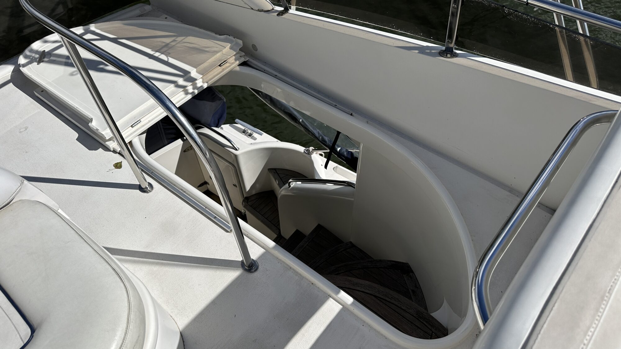 Fairline Phantom 40 Flybridge