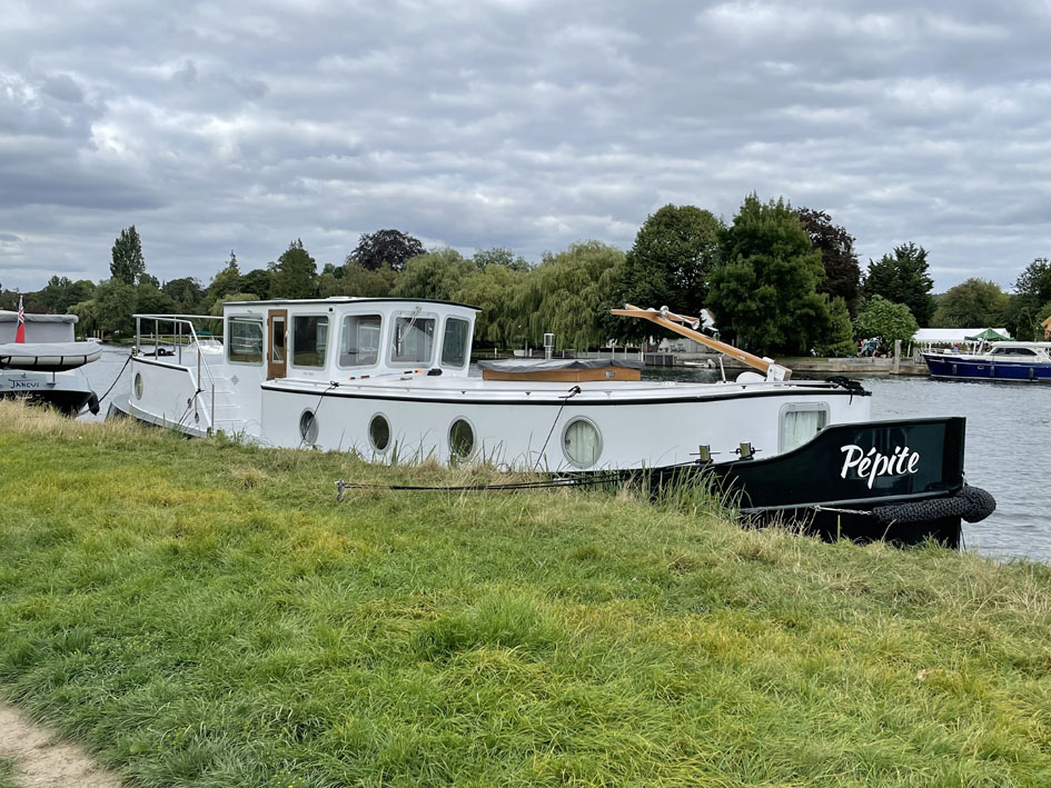 Piper Luxemotor 49L