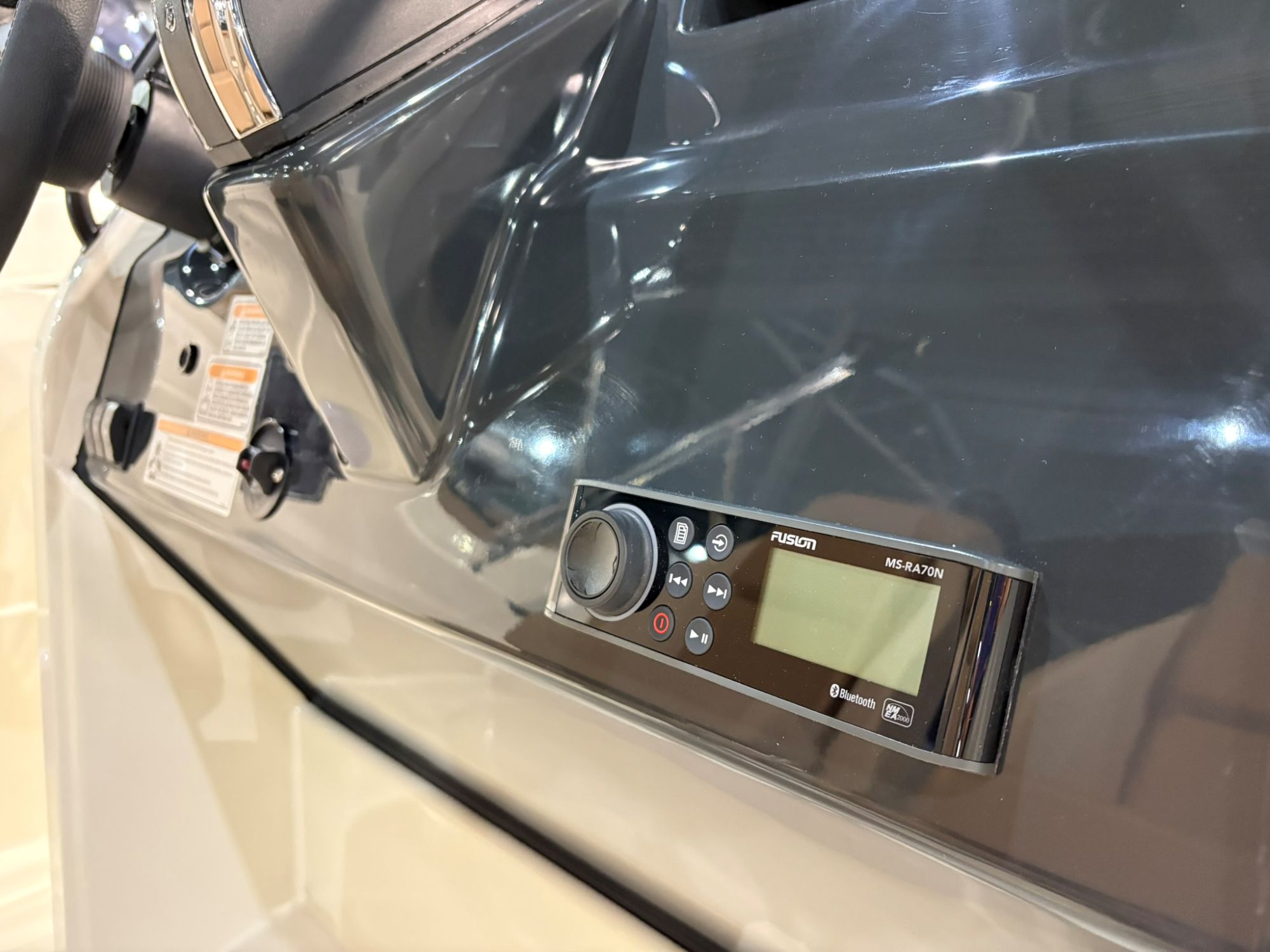 Quicksilver 555 Activ Open met Mercury 115 pk - Komt binnen!