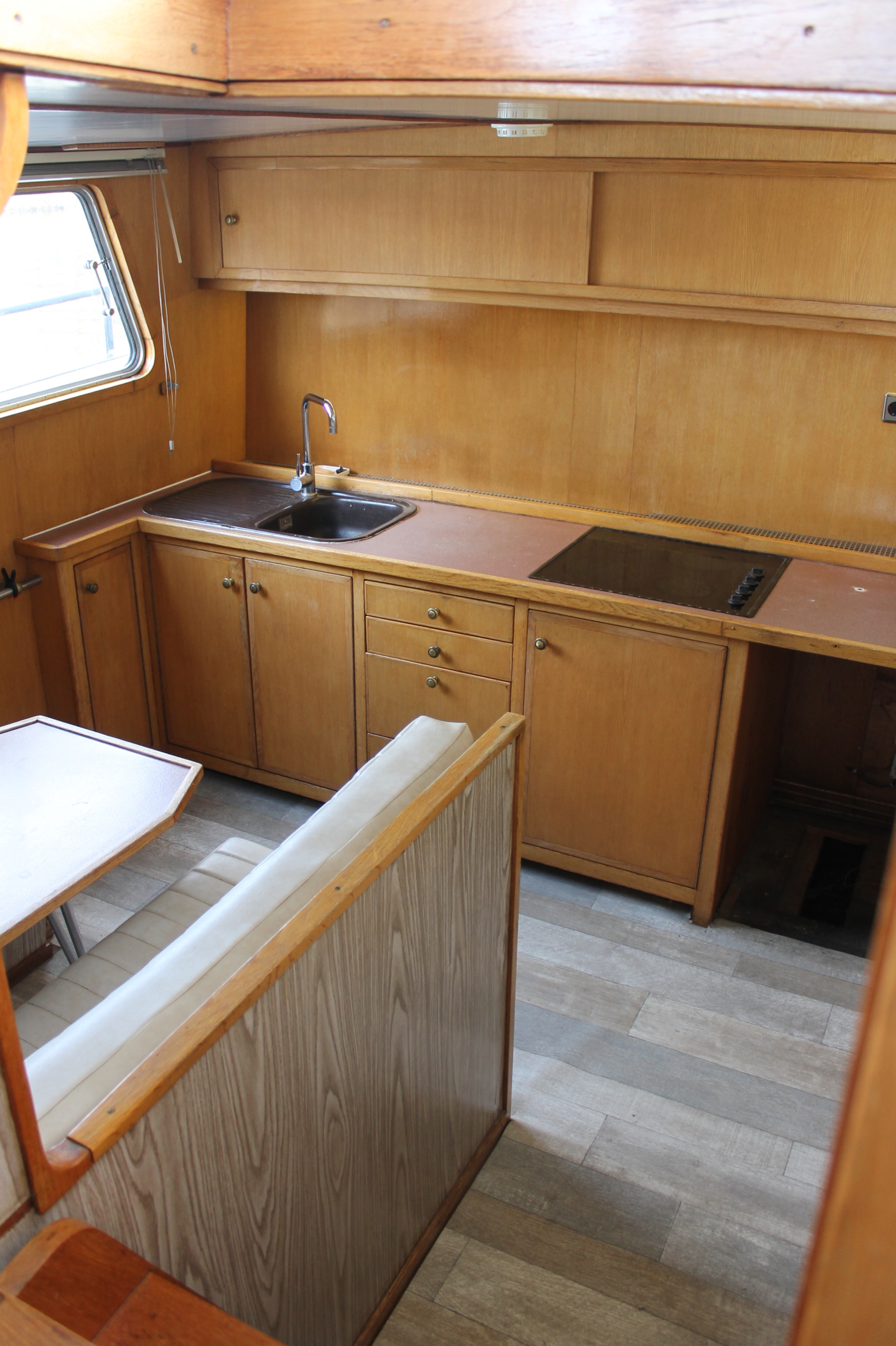 Tjalk Varend Woonschip 19.99