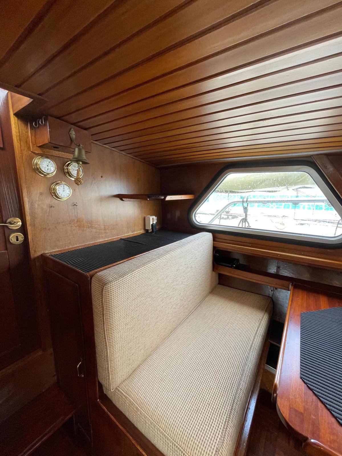 Beja Kruiser Silverbird 8.45 OK