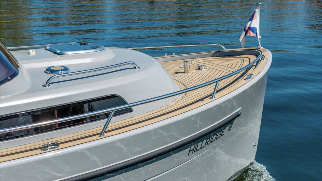 Antaris Seventy7 Cabin ( 2022)