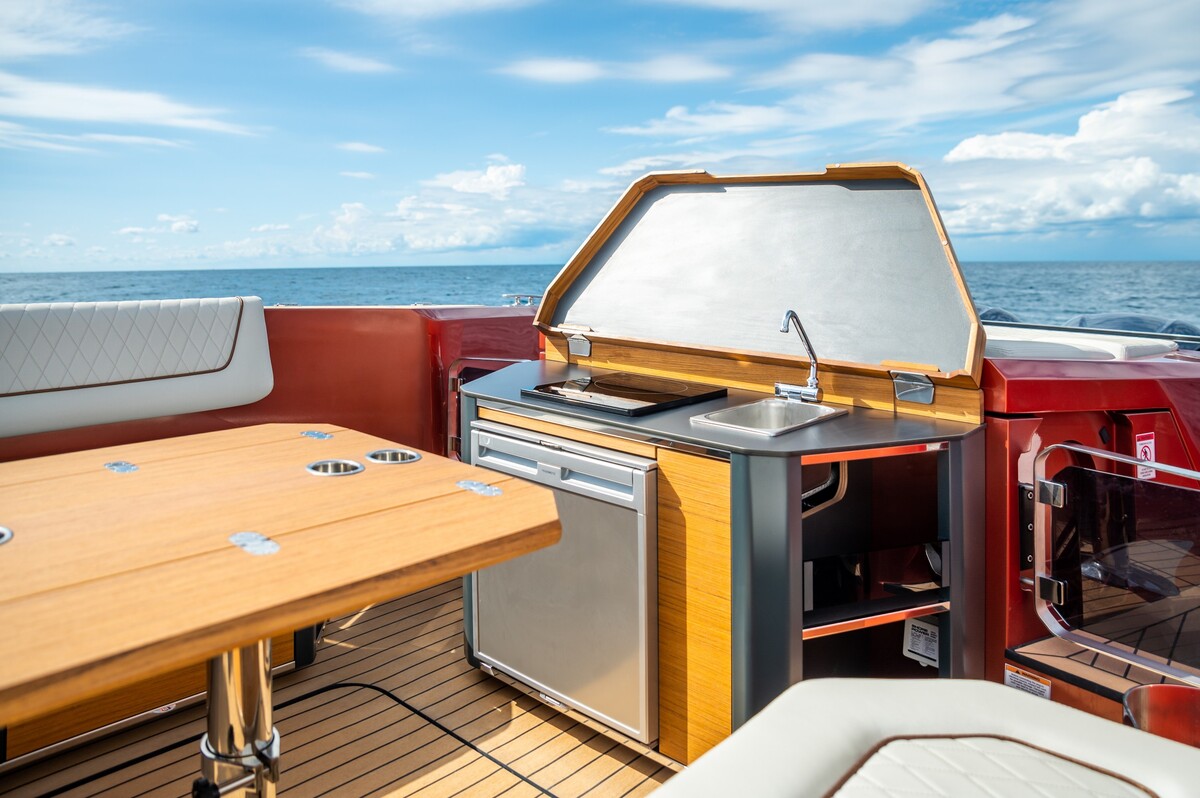 Alfastreet Marine 32 Cabin Sport - Outboard Series