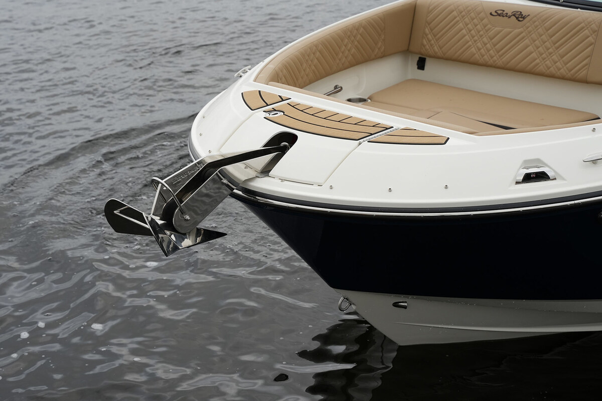 Sea Ray SDX 230