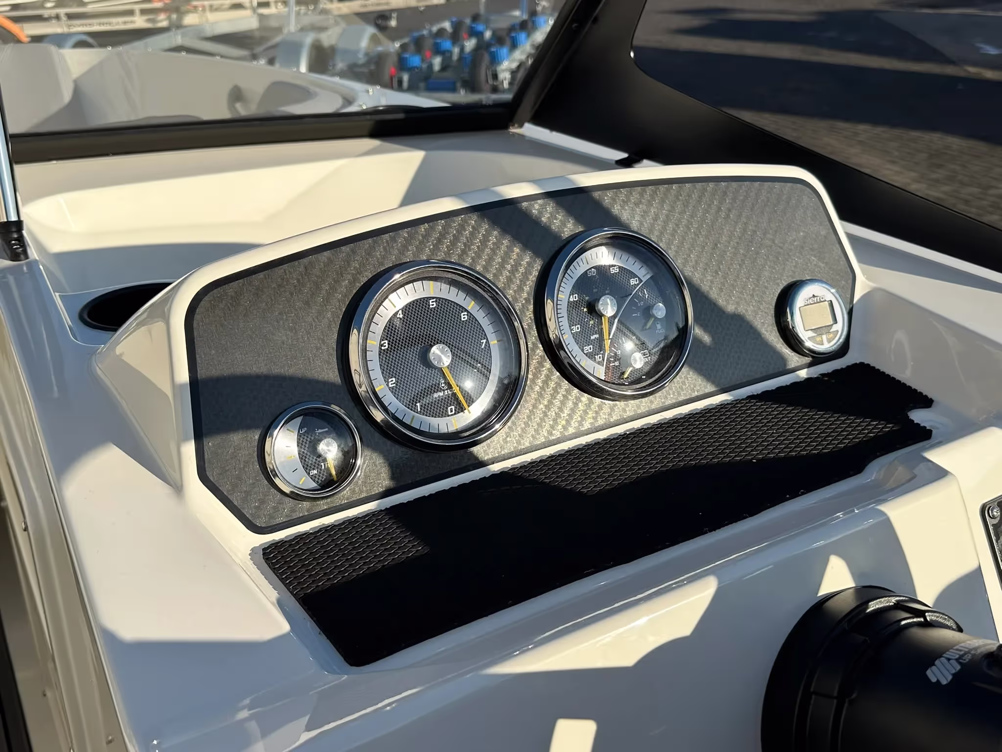 Bayliner Element M17