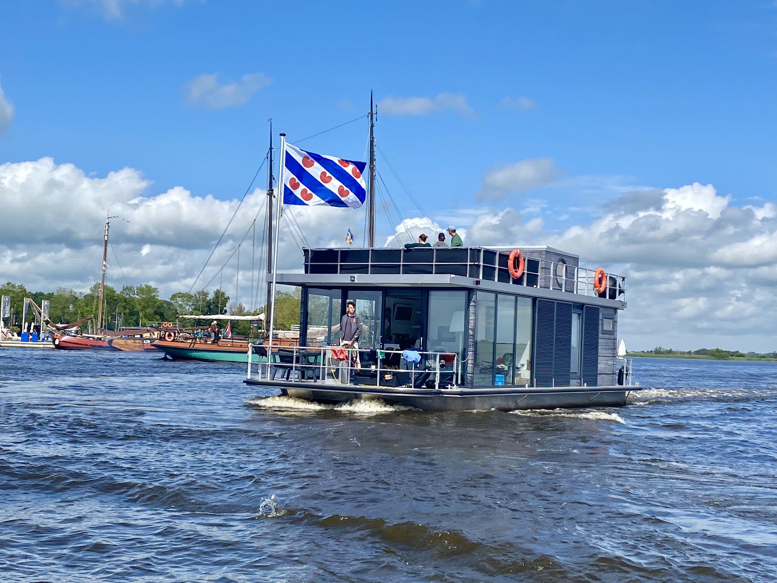VaarAppartement 'Black Pearl' Houseboat - Panoramahut