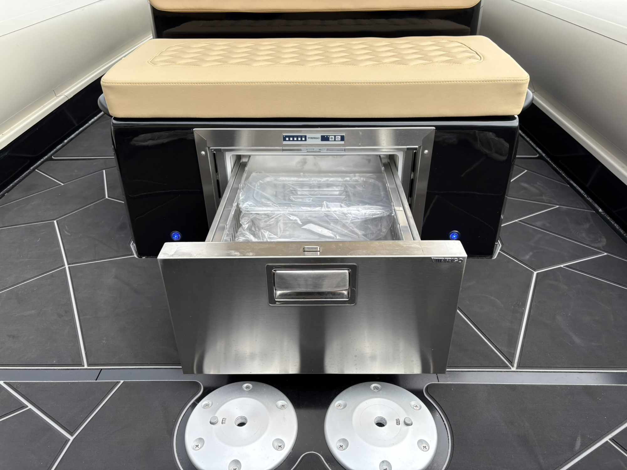 Highfield AANBIEDING -  Sport 800 met Mercury 350 pk V10 op voorraad!