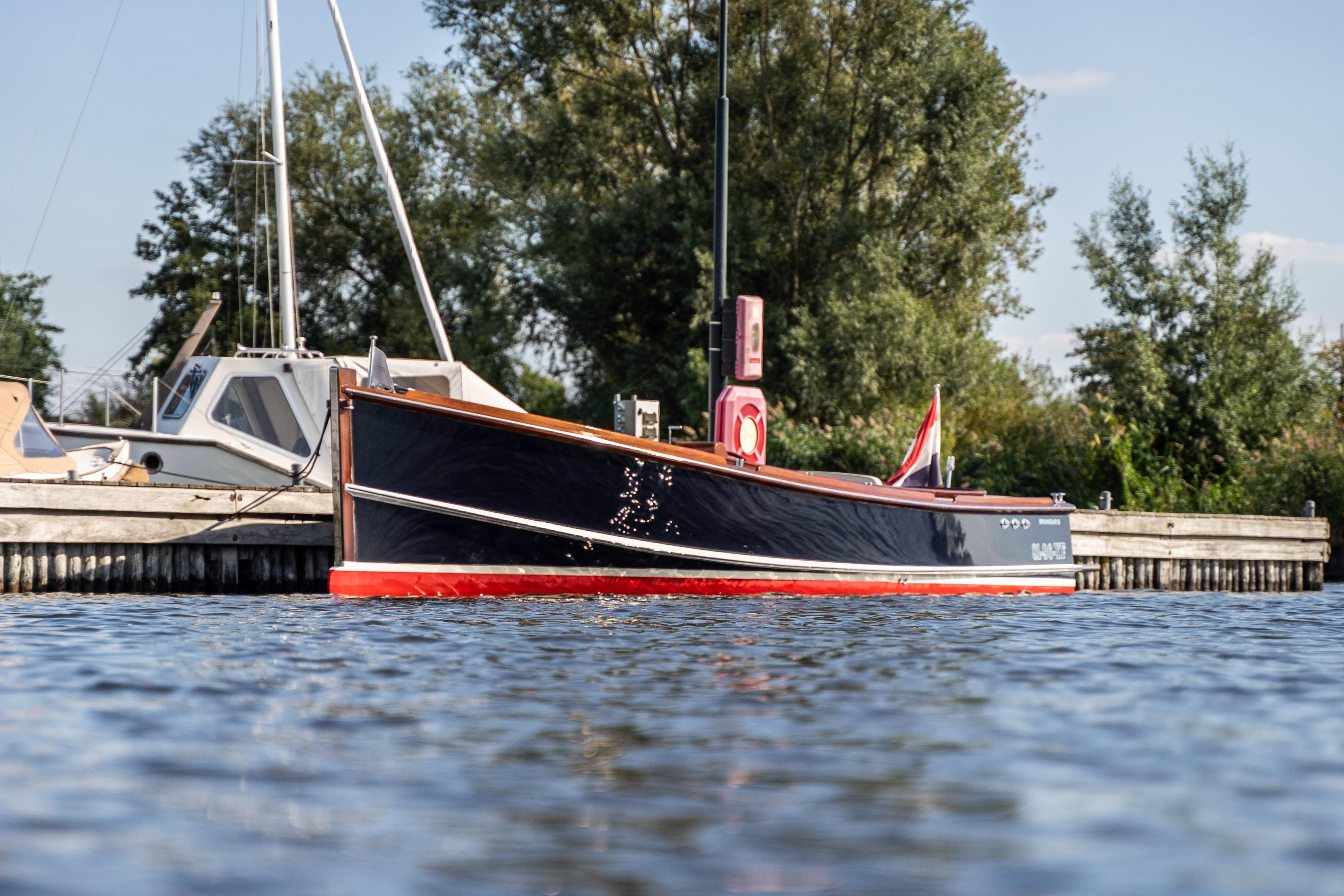 Brandaris Barkas 845