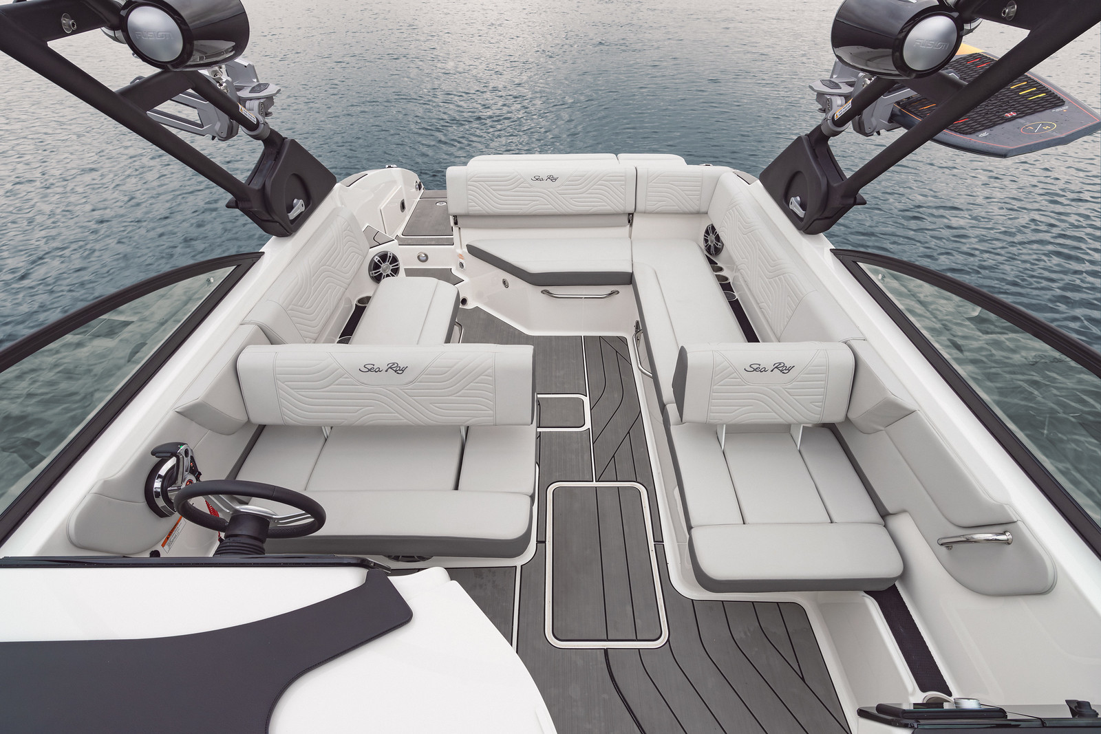 Sea Ray SDX 270 Surf
