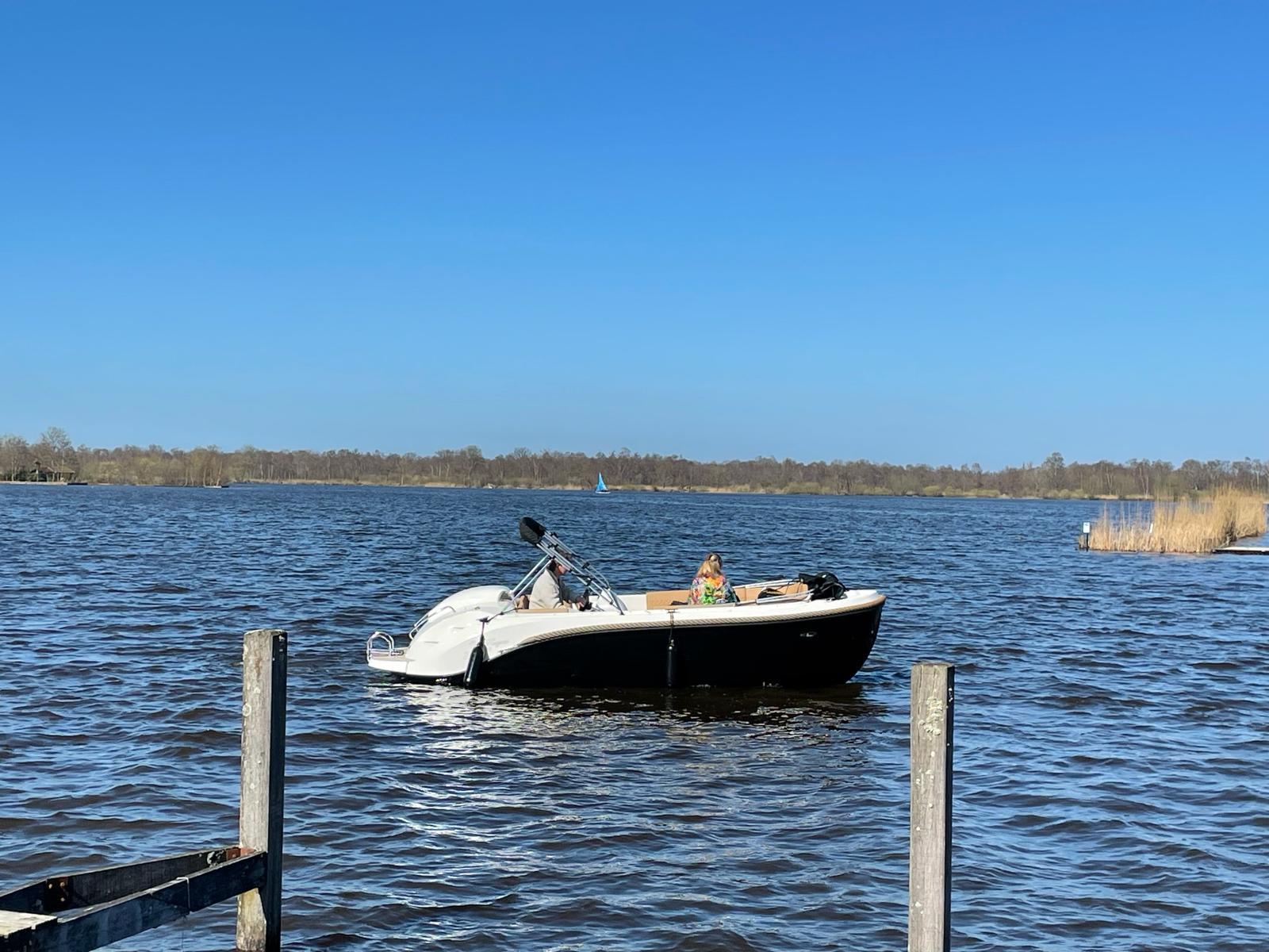 Oud Huijzer 600 Tender vaarklaar 30pk