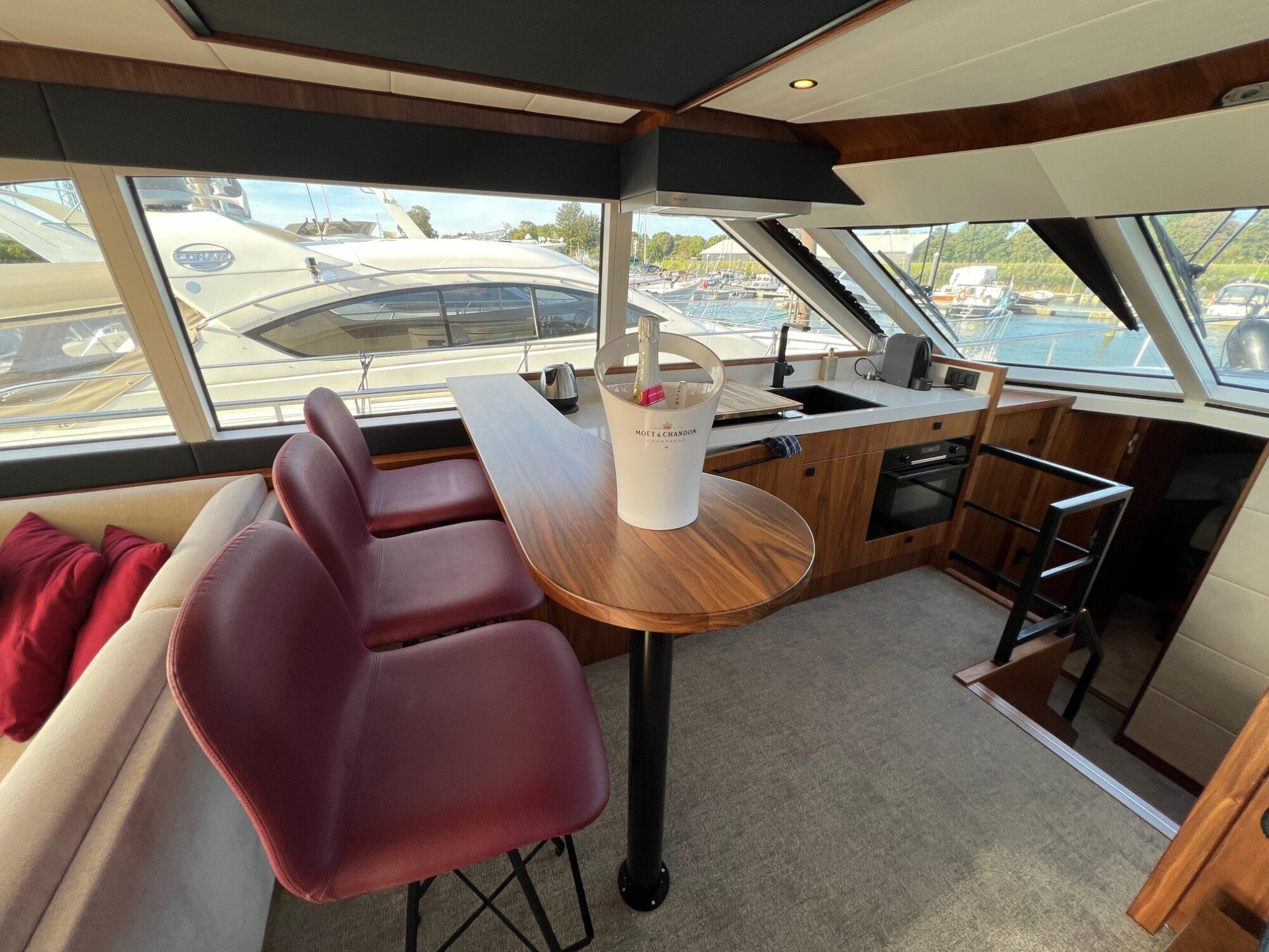 Van den Hoven Van den Hoven Executive 15.00 MK II