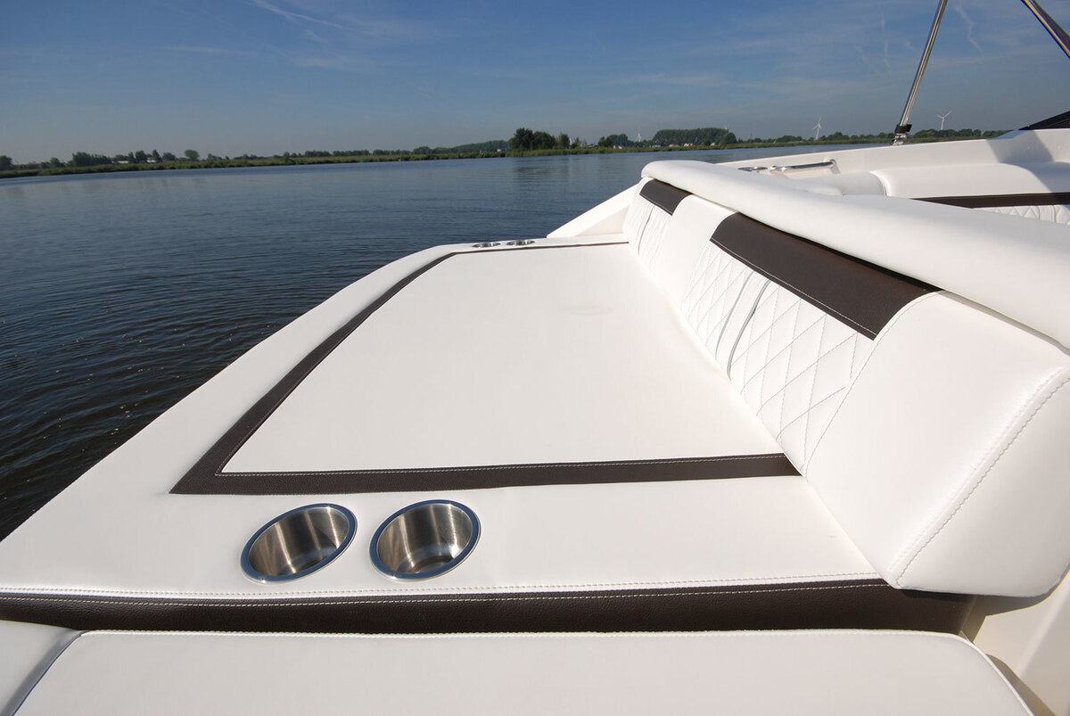 Sea Ray SLX 250