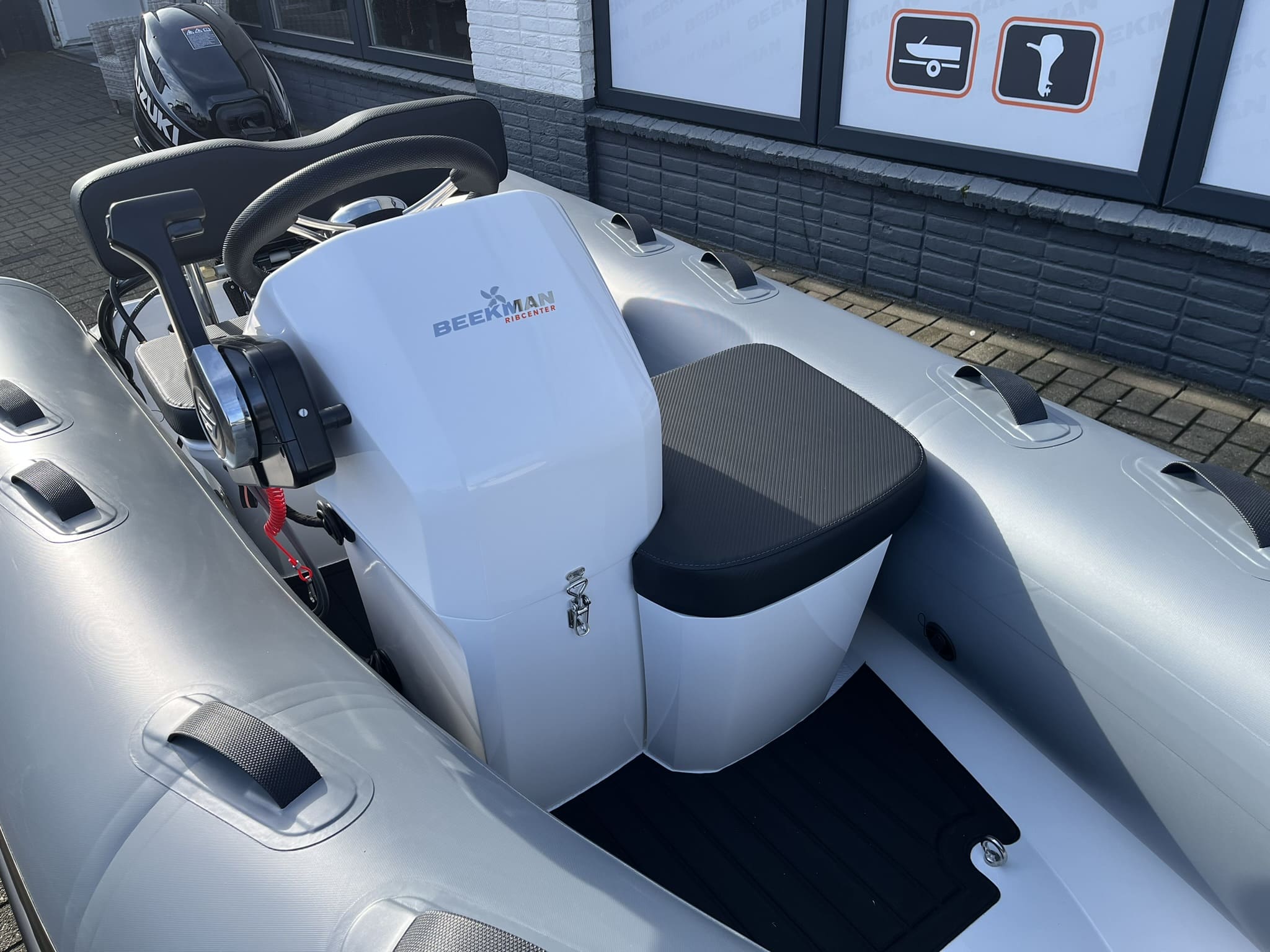 Grand Silver Line 330 de Luxe