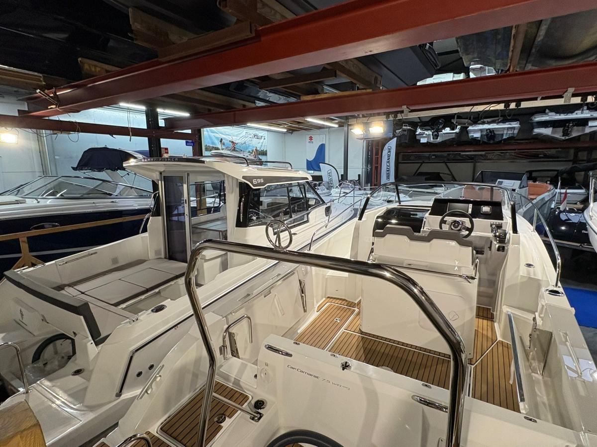 Jeanneau Merry Fisher 695 Serie 2. Deze prachtige boot is aanwezig op de Suzuki stand van hiswa te water 2026.