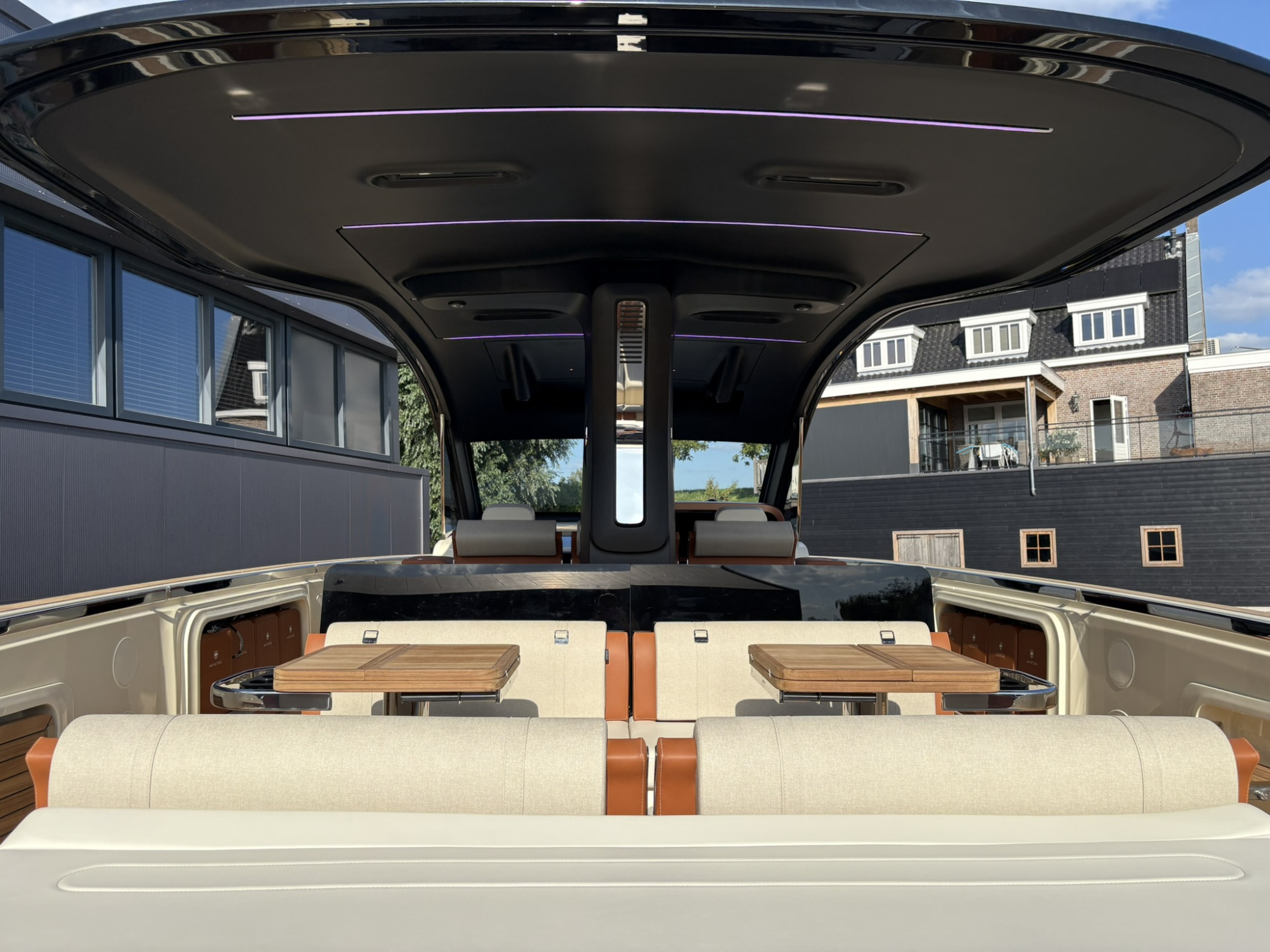 Invictus yachts Invictus 420 TT - Nieuw binnen!