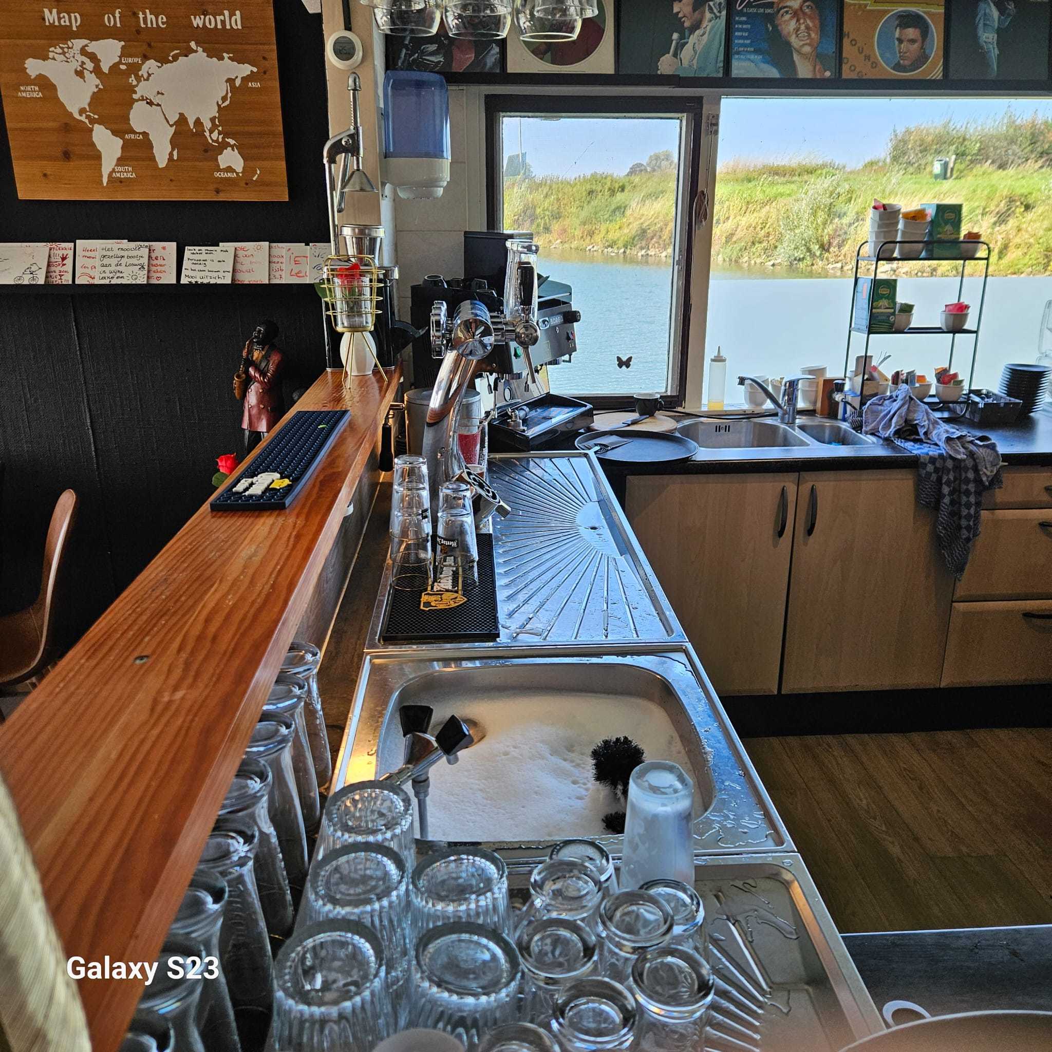 Drijvend Restaurant Houseboat