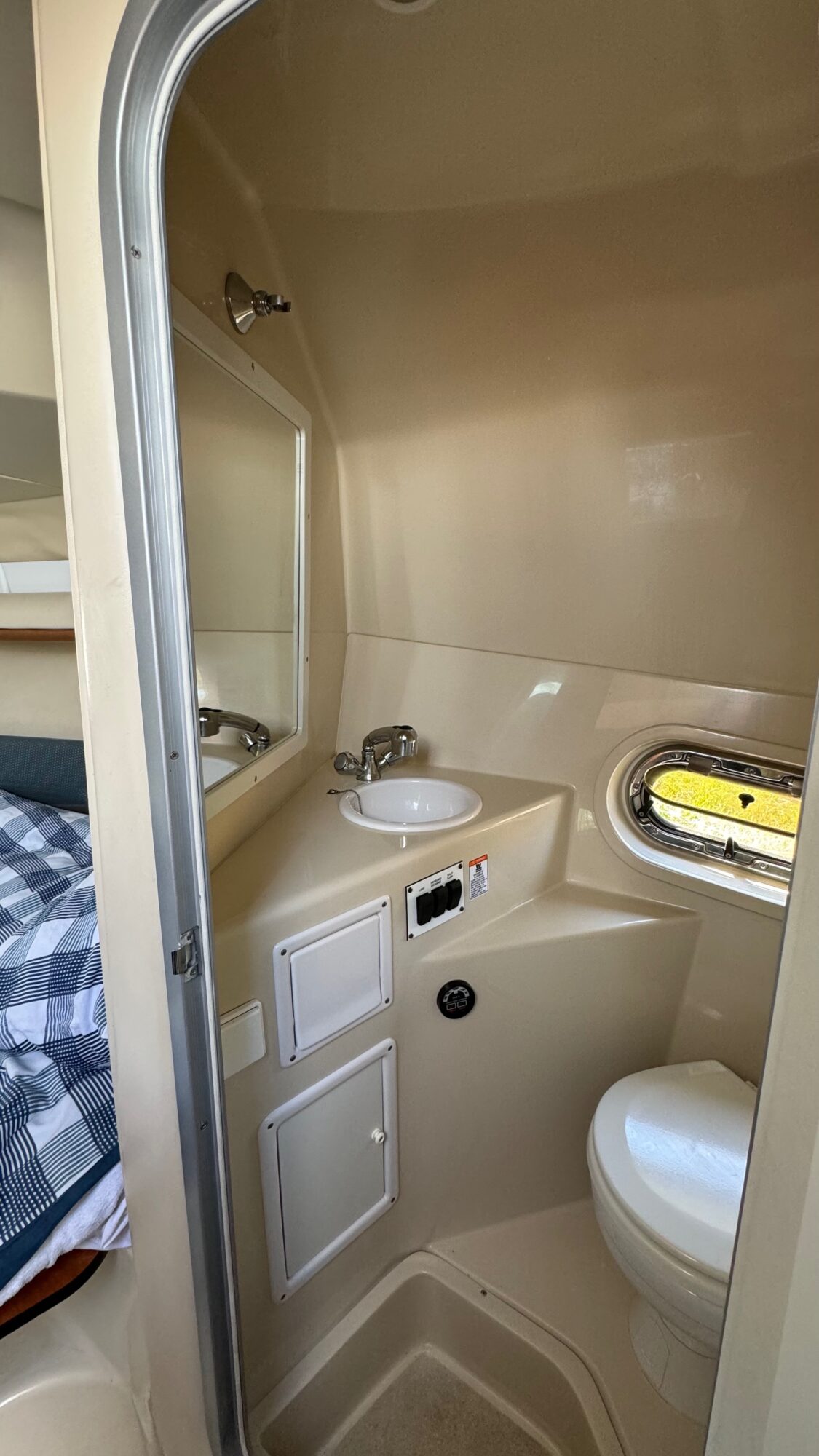 Four Winns 248 Vista