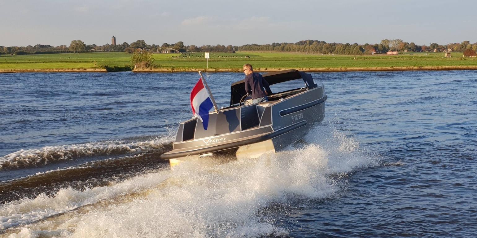 Van Vossen VanVossen Tender 888 (sport)