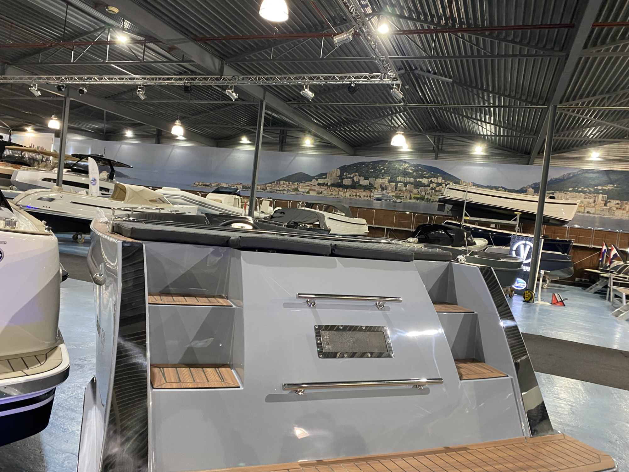 Maxima Boats 630 in Zilvergrijs (RAL7001) - op voorraad