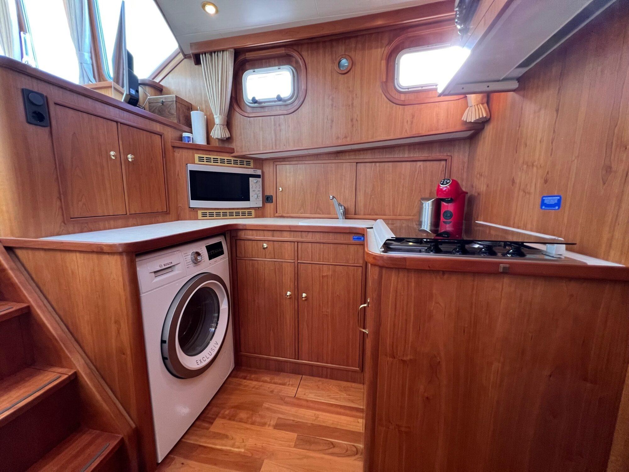 Alm Alm Spitsgatkotter 12.80 AK Cabrio