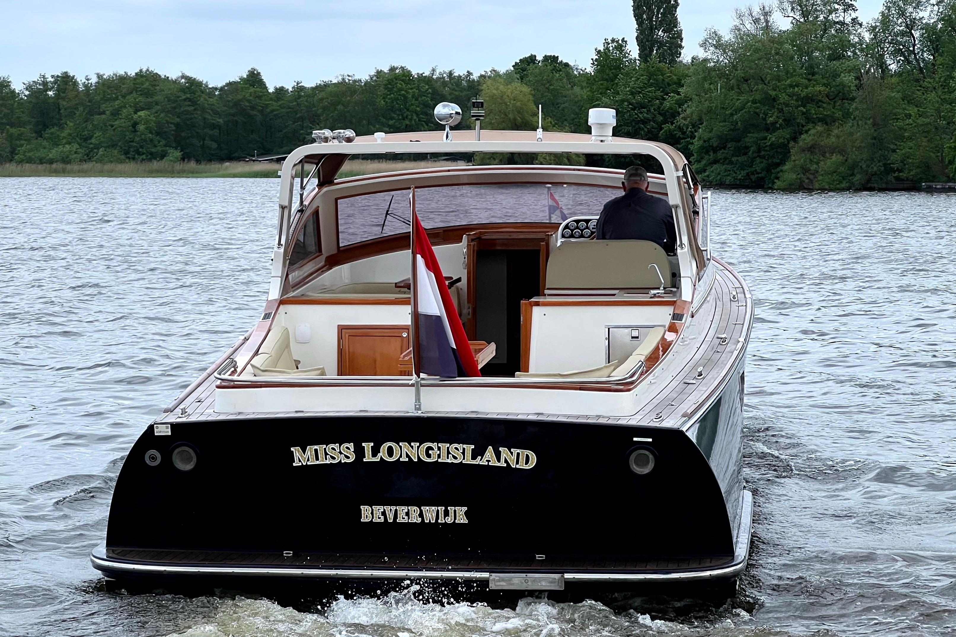 Long Island 40 Runabout