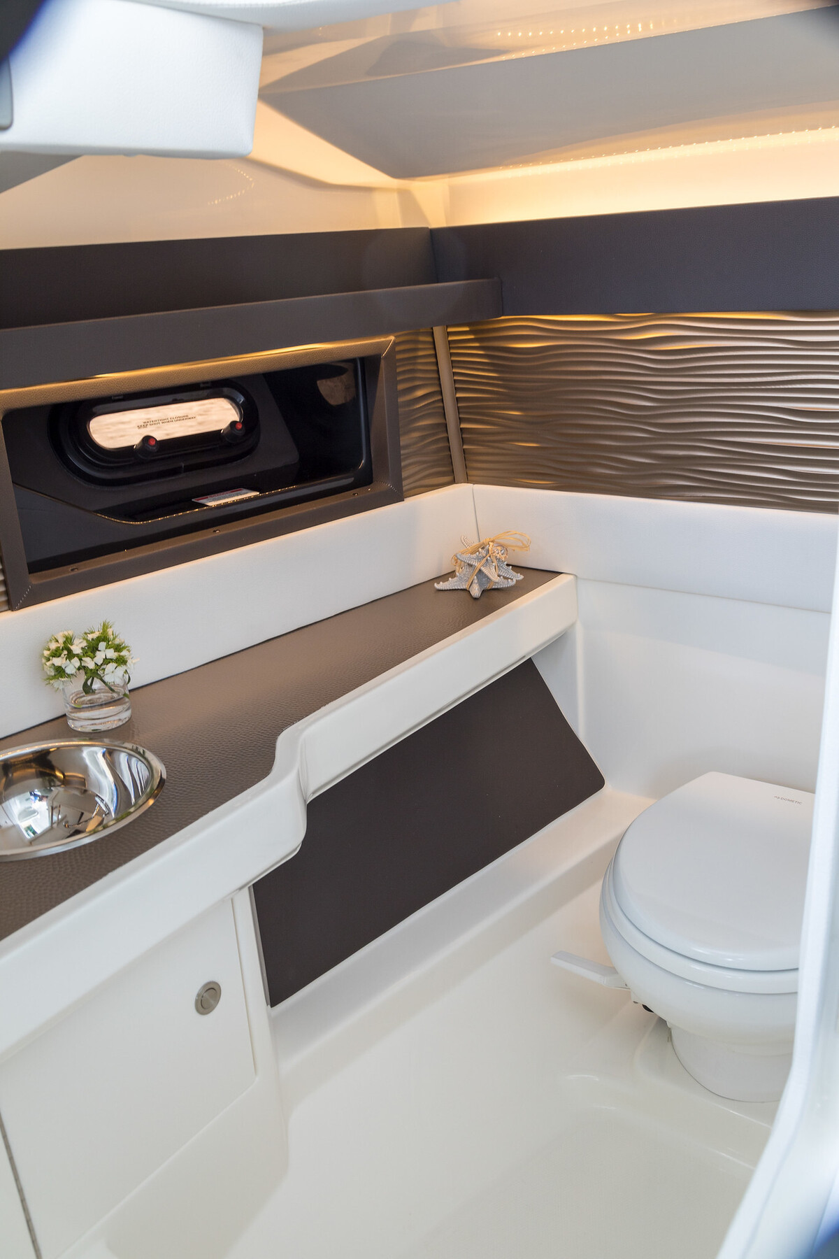 Sea Ray SLX 310