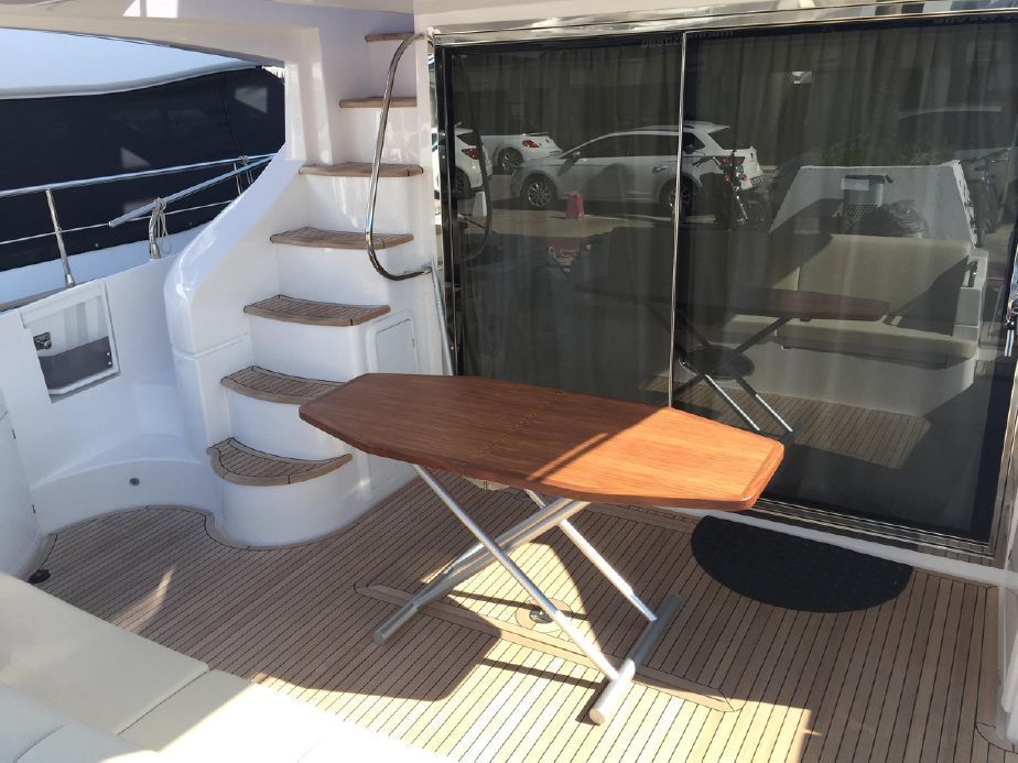 Azimut 60 Fly uit 2017 te koop op Sloepen.nl. - Stijlvol varen, jouw ...