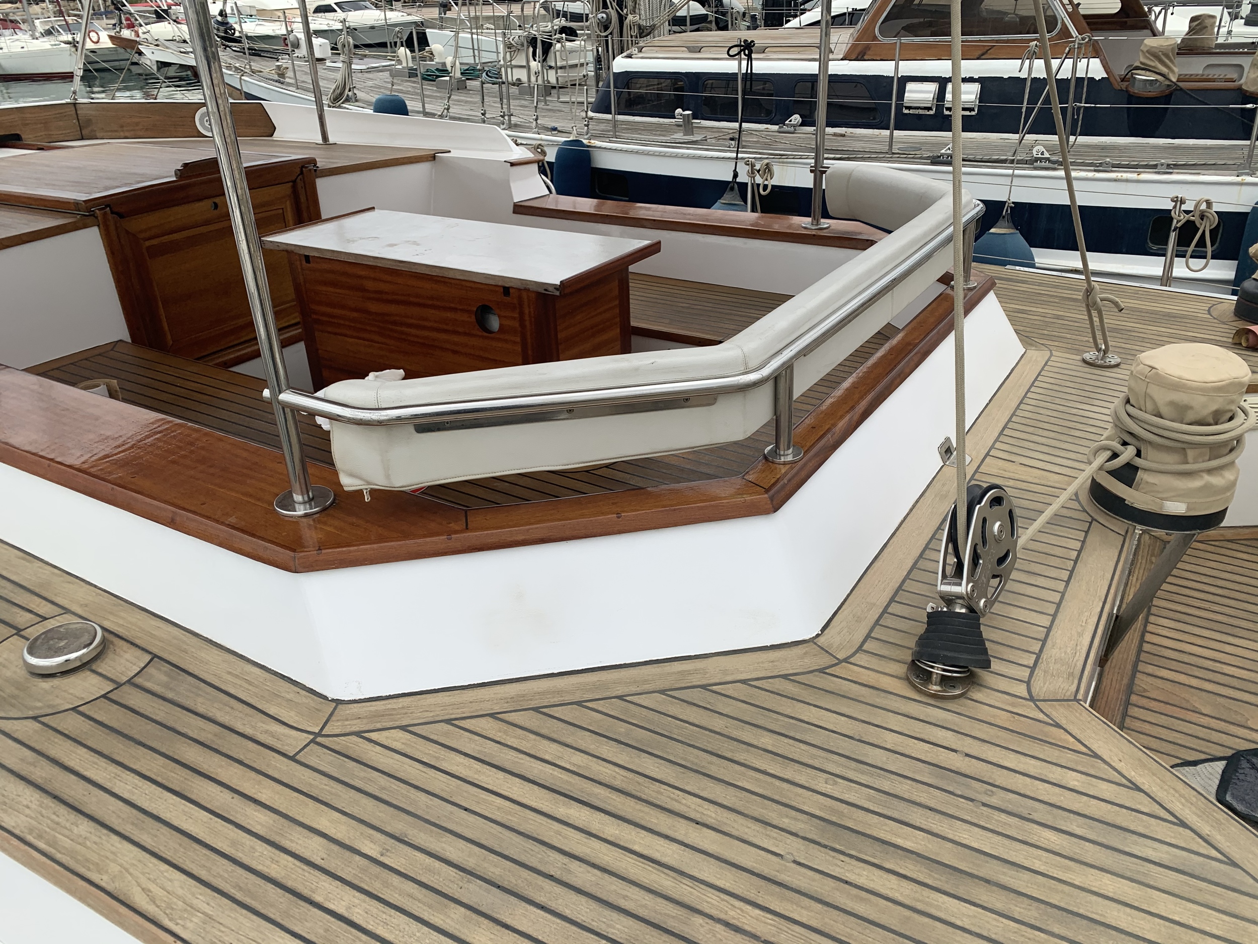 Lagoon Royal Classic 66