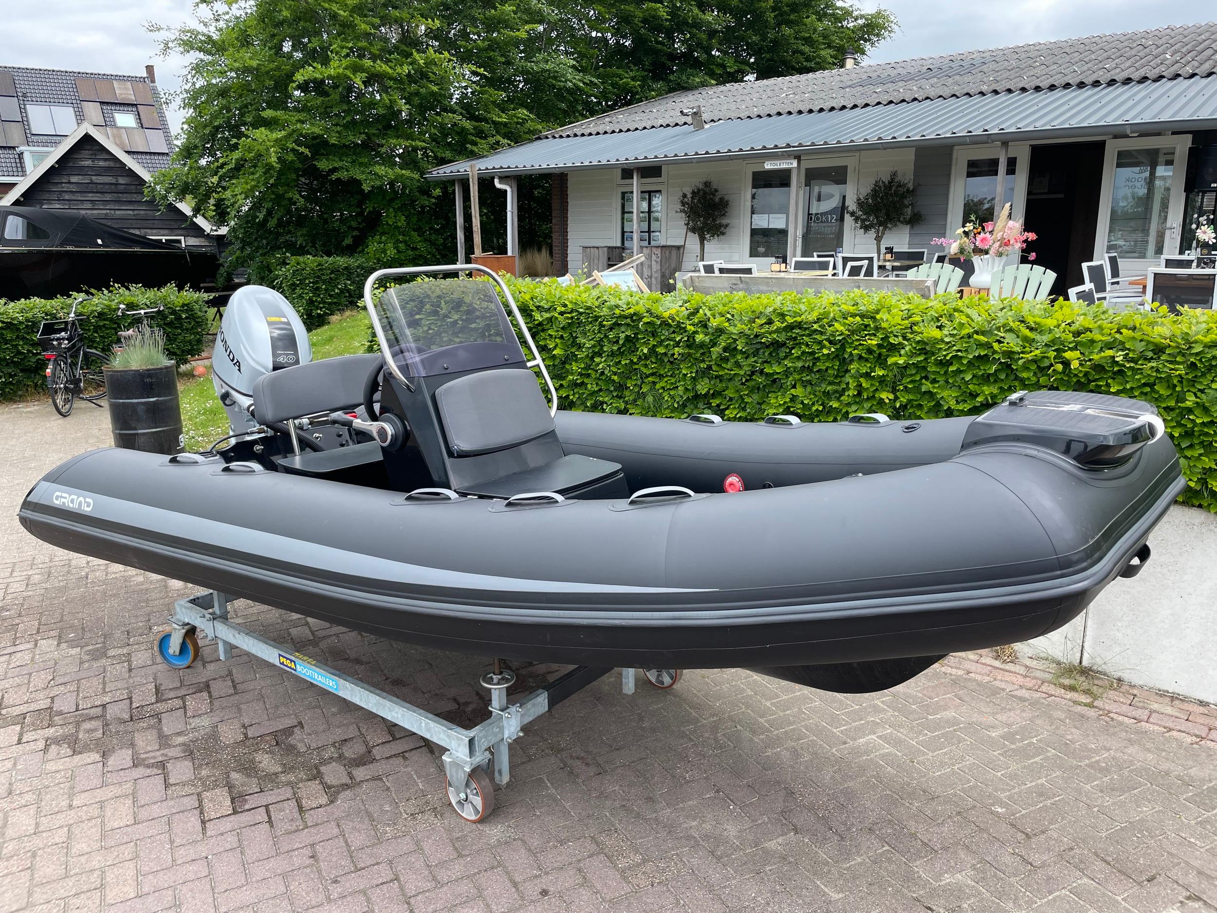 Grand S470NL Silver Line (bj 2020)