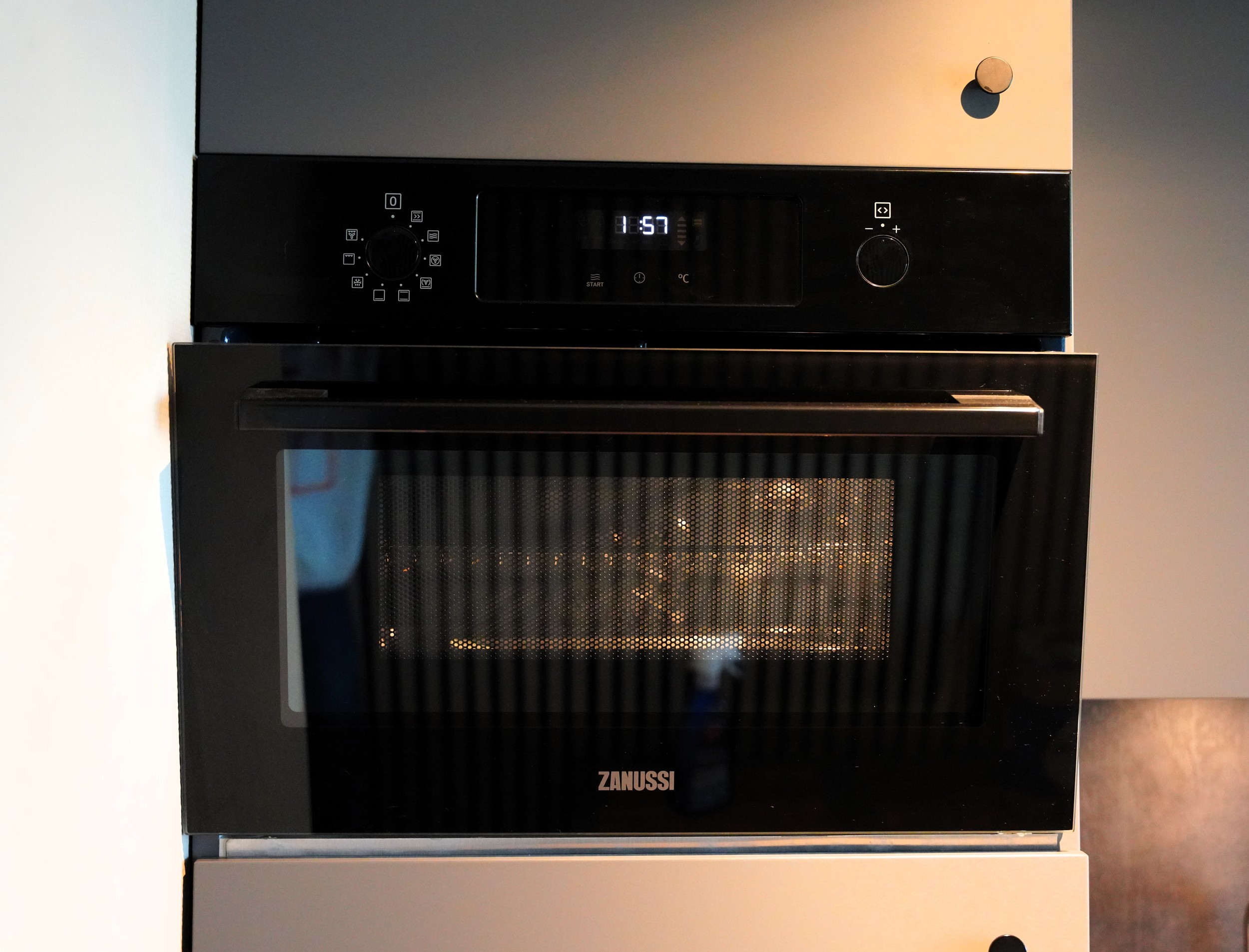 Castalia Evt. Met Koopligplaats Special Houseboat 1460 X 500