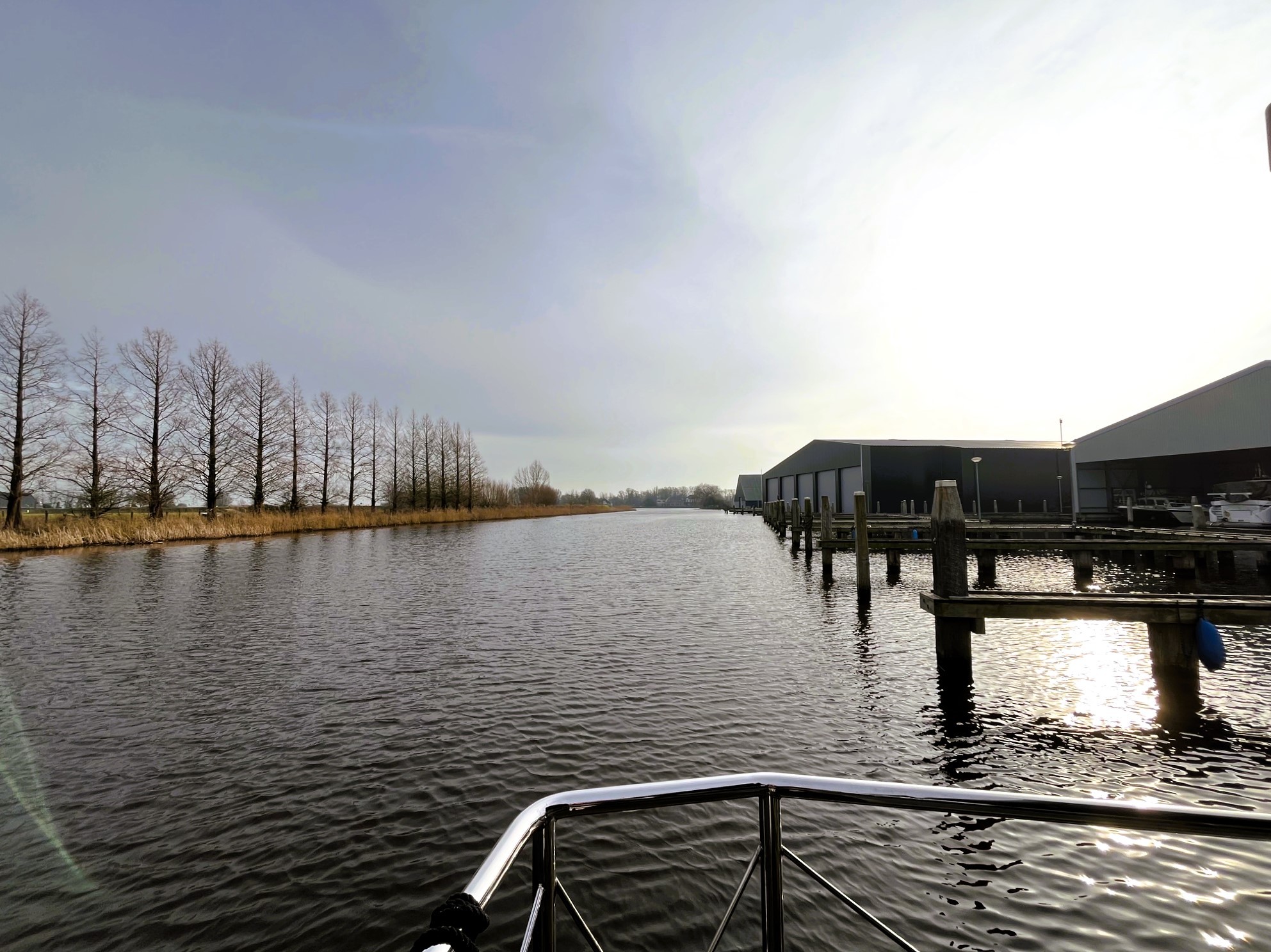Campi 400 Per Direct Irnsum Ligplaats (Houseboat)