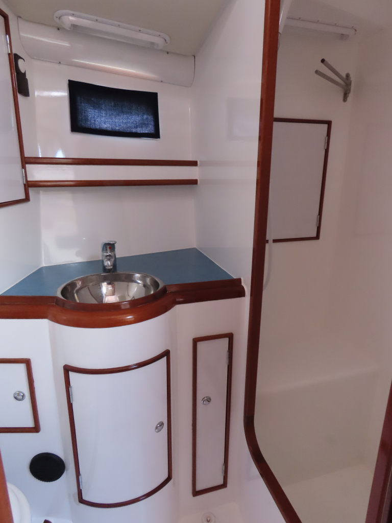 One-off 50’ aluminium Expedition Cruiser