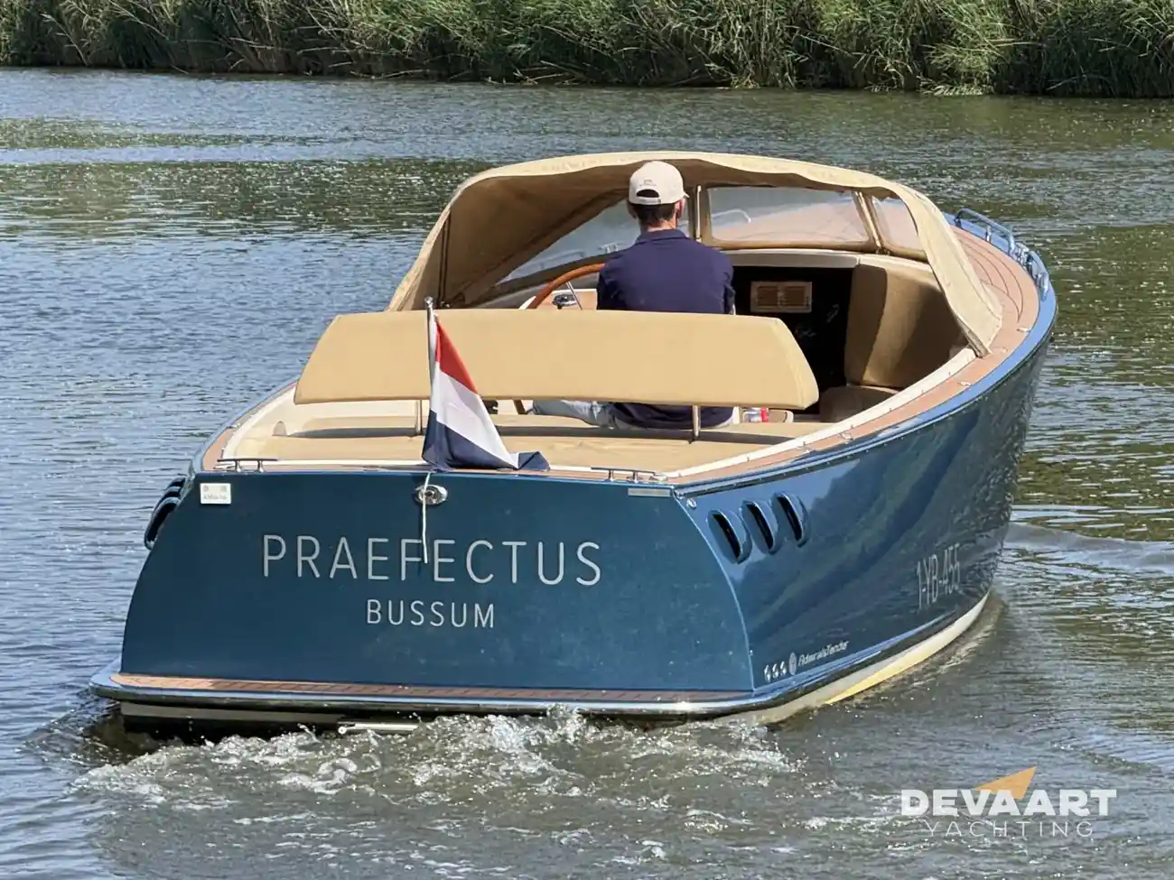 Admiral 28