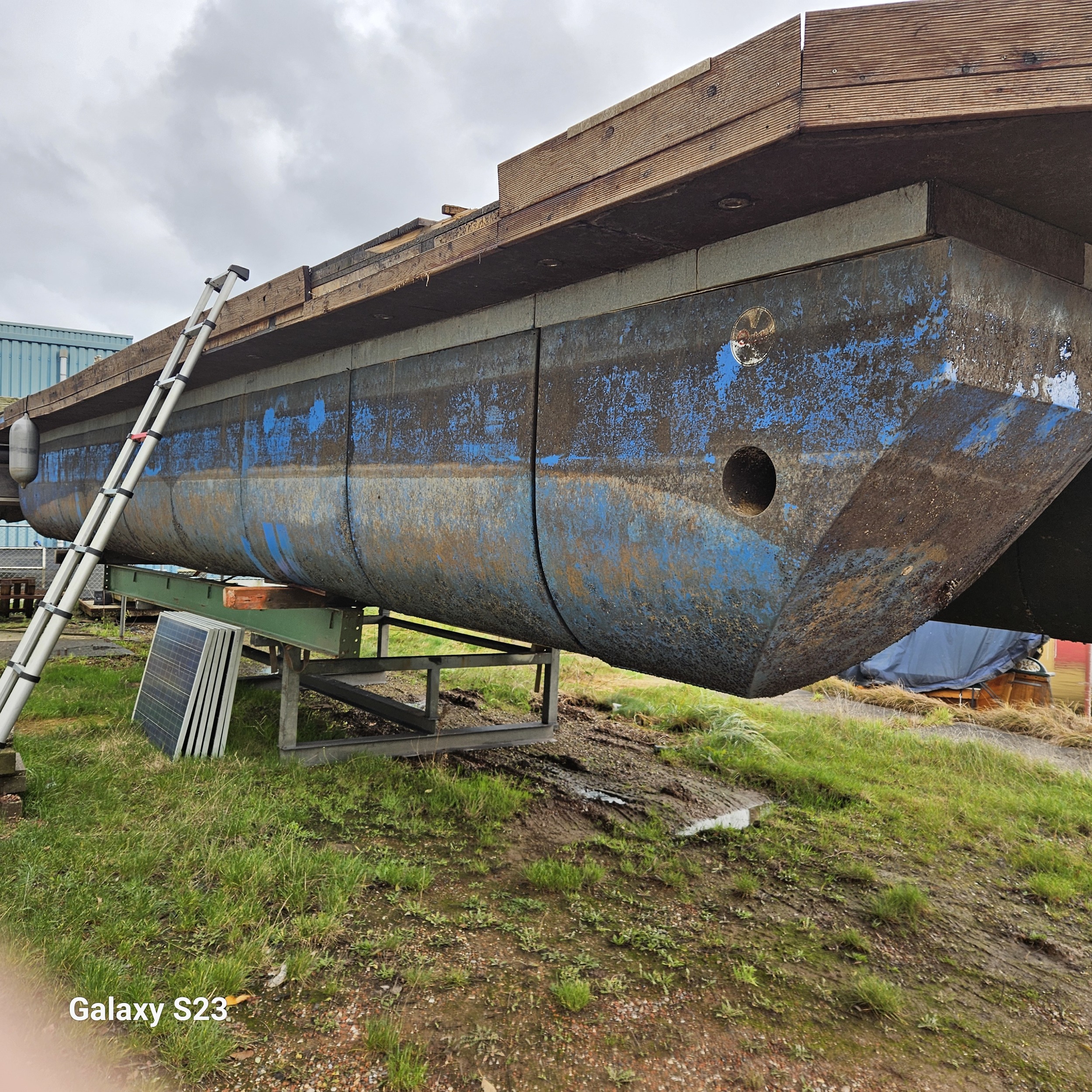 LST Boatin (onderstel) Houseboat