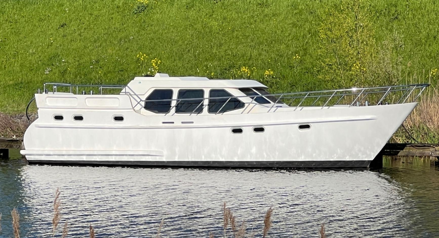 Van Vossen Van Vossen 12.80 AK