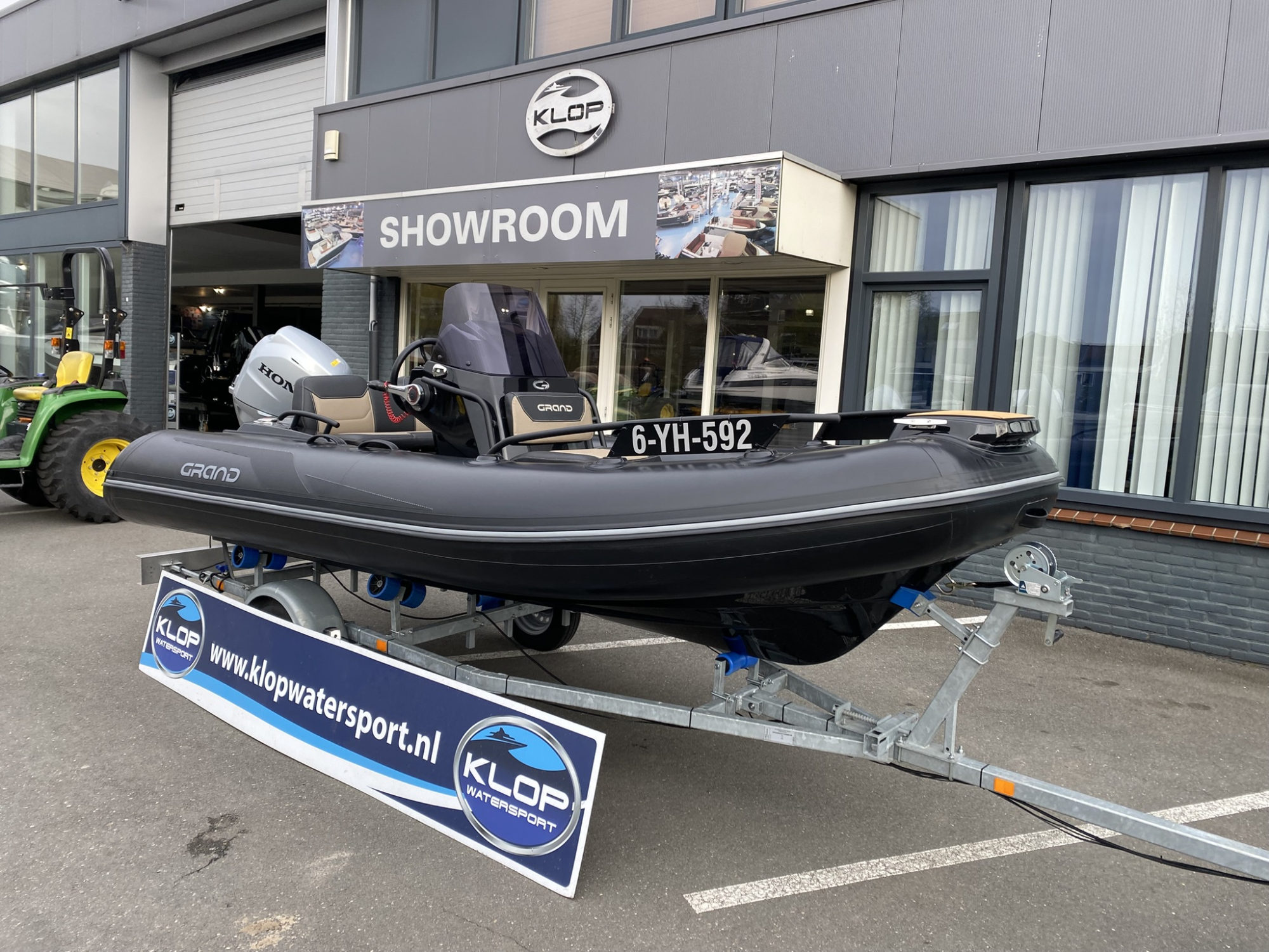 Grand Ribs Grand 420 Golden line met Honda 50 pk - jong gebruikt