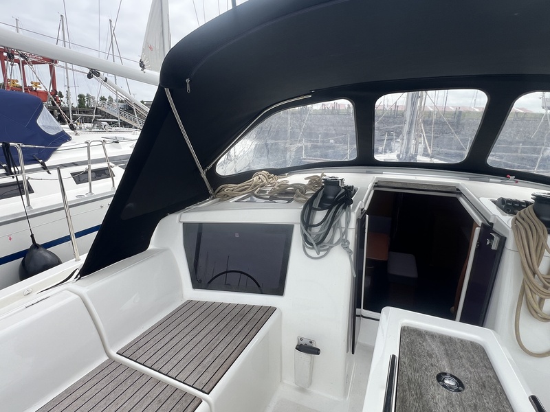 Dufour 430 GL