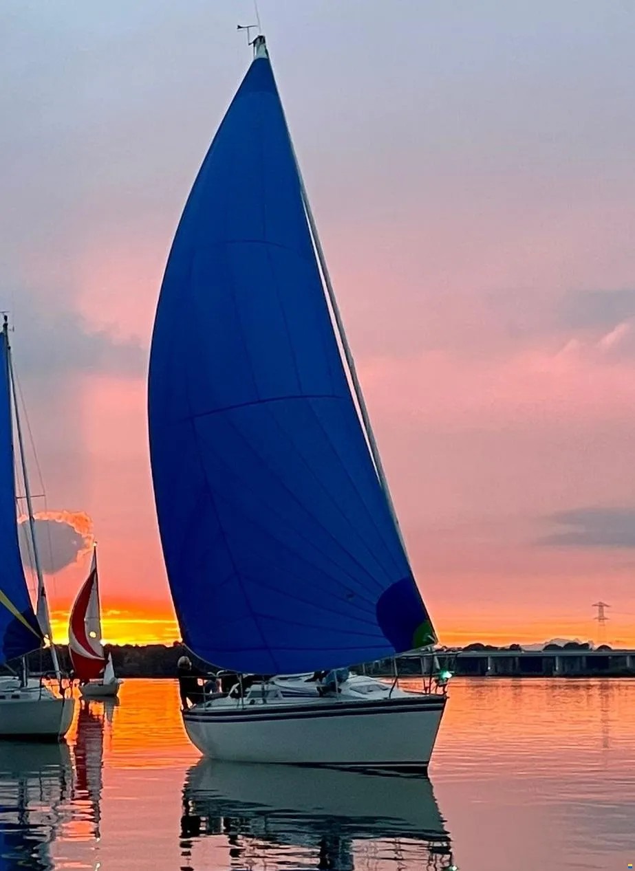 Hunter 28.5
