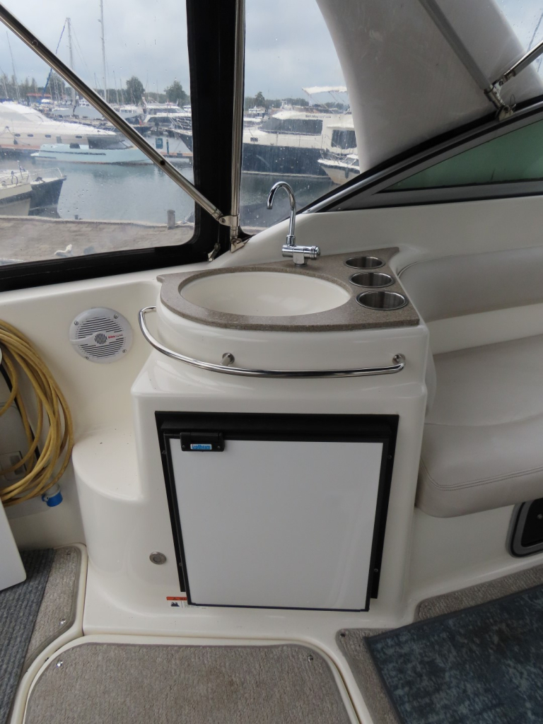 Larson Cabrio 274