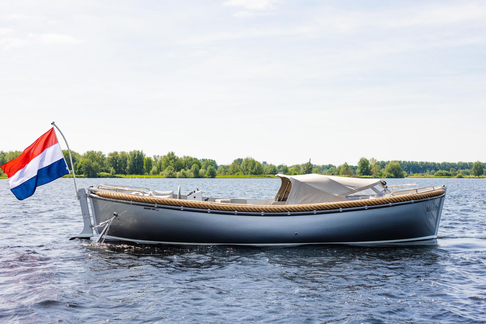 Seafury 800 hoofdfoto: 1