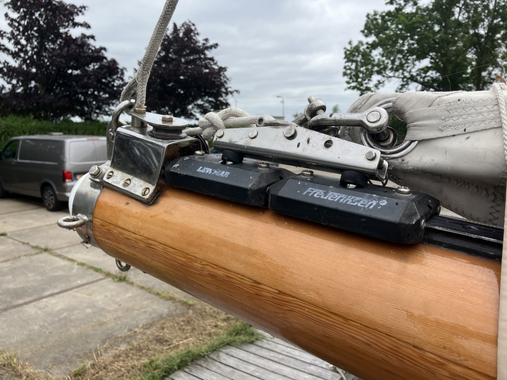Lemsteraak 1300 "Bunsjoter"