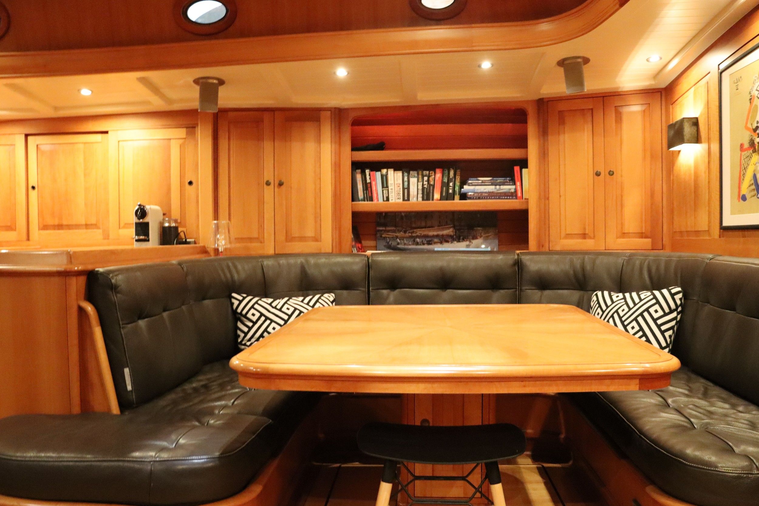 Schokker 18.60 Meter Hoek Design