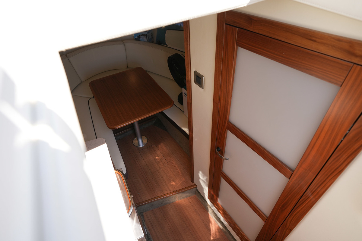 Sea Ray Sundancer 265